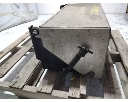 FREIGHTLINER M2 106 BATTERY BOX