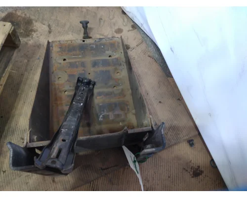 FREIGHTLINER M2 106 BATTERY BOX