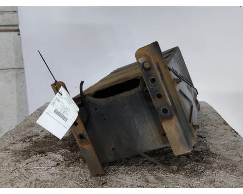 FREIGHTLINER M2 106 BATTERY BOX