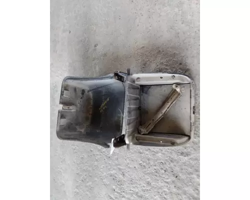 FREIGHTLINER M2 106 BATTERY BOX