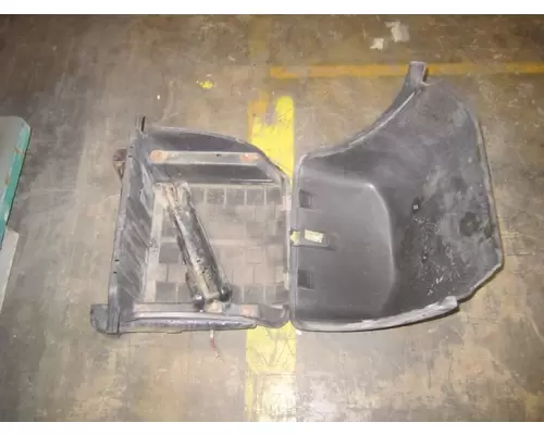 FREIGHTLINER M2 106 BATTERY BOX