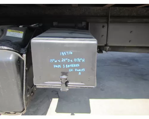 FREIGHTLINER M2 106 BATTERY BOX