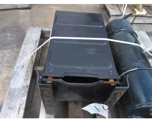 FREIGHTLINER M2 106 BATTERY BOX