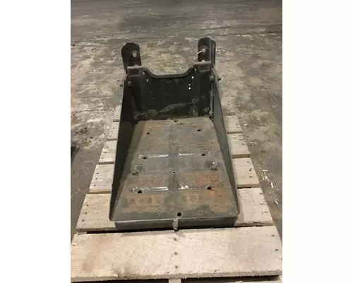 FREIGHTLINER M2 106 BATTERY BOX