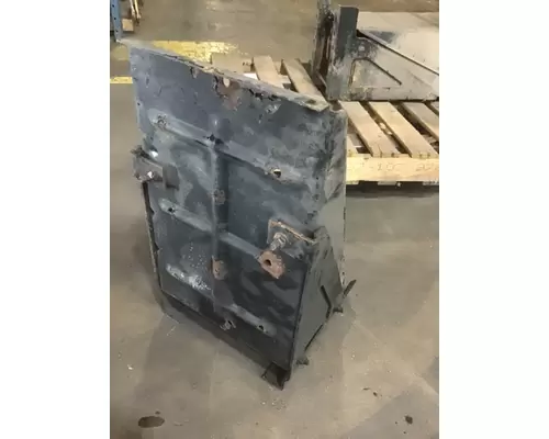 FREIGHTLINER M2 106 BATTERY BOX