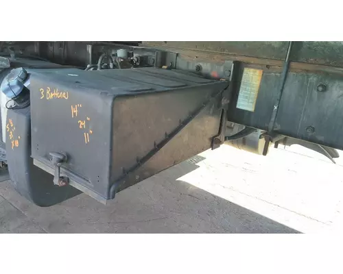 FREIGHTLINER M2 106 BATTERY BOX