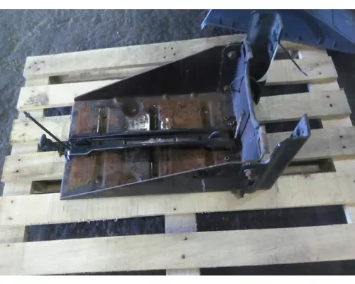 FREIGHTLINER M2 106 BATTERY BOX
