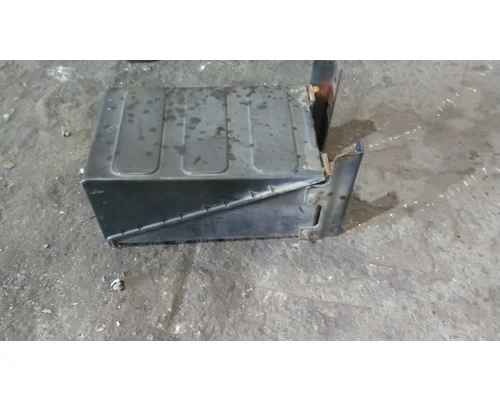FREIGHTLINER M2 106 BATTERY BOX