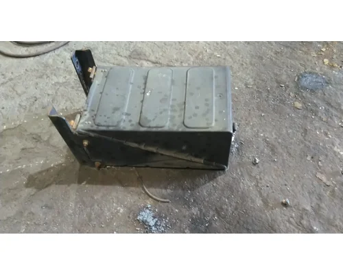 FREIGHTLINER M2 106 BATTERY BOX