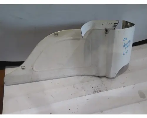 FREIGHTLINER M2 106 BODY PARTS, MISC.