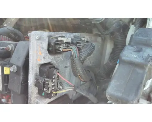 FREIGHTLINER M2 106 BULKHEAD CONTROL MODULE (BHM)
