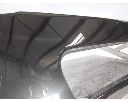 FREIGHTLINER M2 106 BUMPER CENTER