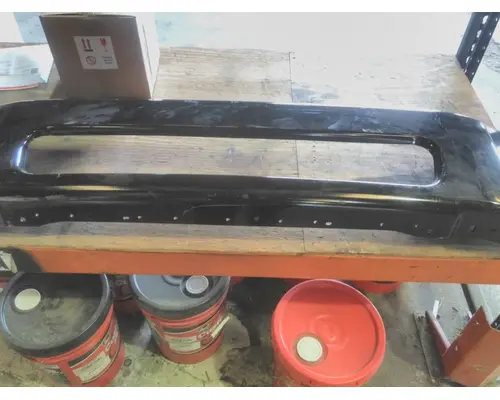FREIGHTLINER M2 106 BUMPER CENTER