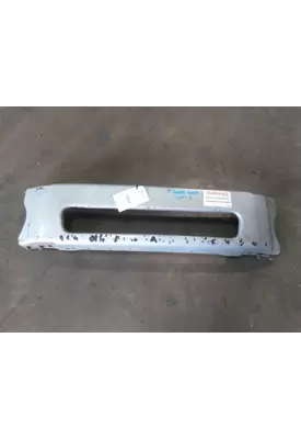 FREIGHTLINER M2 106 BUMPER CENTER