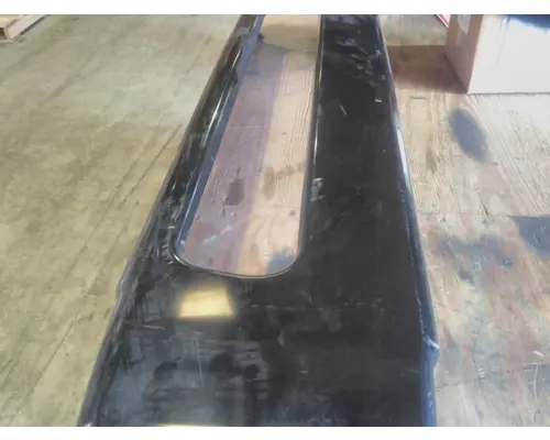 FREIGHTLINER M2 106 BUMPER CENTER