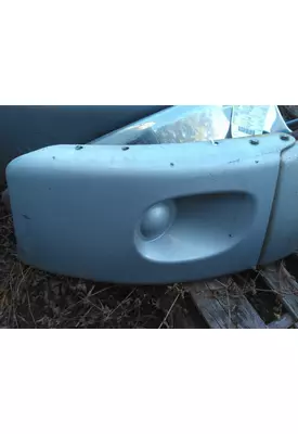 FREIGHTLINER M2 106 BUMPER END