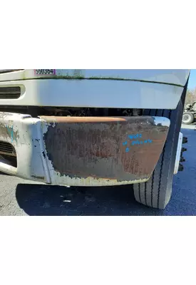 FREIGHTLINER M2 106 BUMPER END