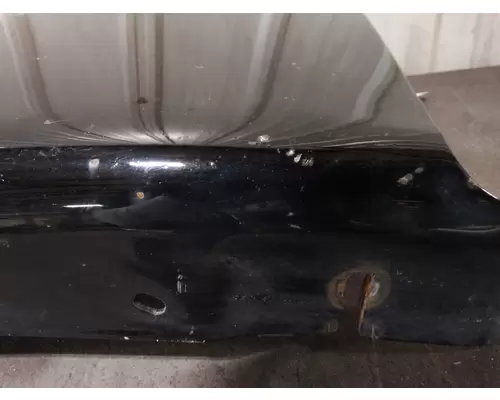 FREIGHTLINER M2 106 BUMPER END