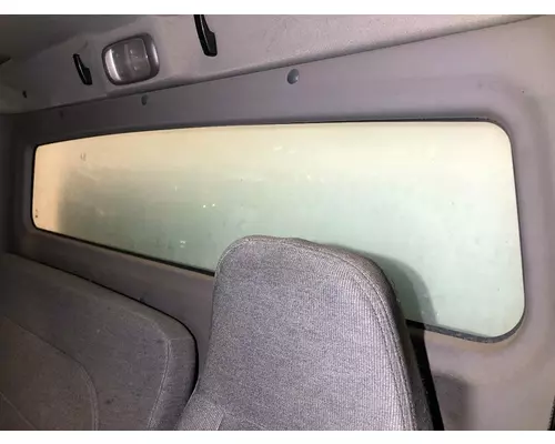 FREIGHTLINER M2-106 Back Glass