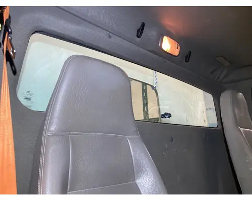 FREIGHTLINER M2-106 Back Glass