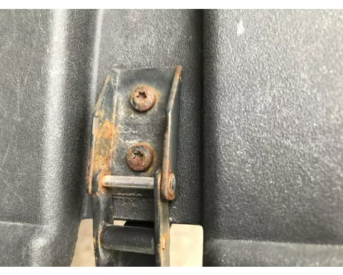 FREIGHTLINER M2-106 Battery Box