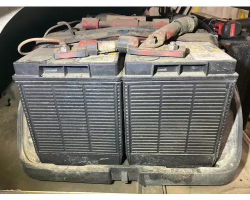 FREIGHTLINER M2-106 Battery Box