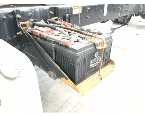 FREIGHTLINER M2-106 Battery Box