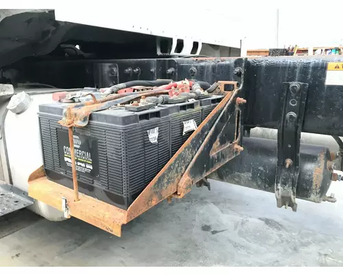 FREIGHTLINER M2-106 Battery Box