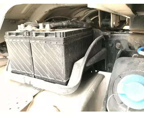 FREIGHTLINER M2-106 Battery Box