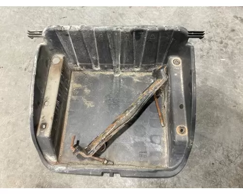 FREIGHTLINER M2-106 Battery Box