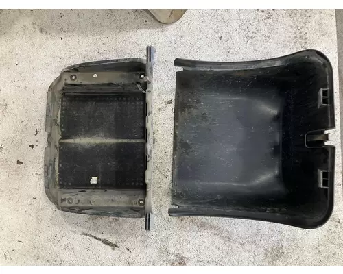 FREIGHTLINER M2-106 Battery Box