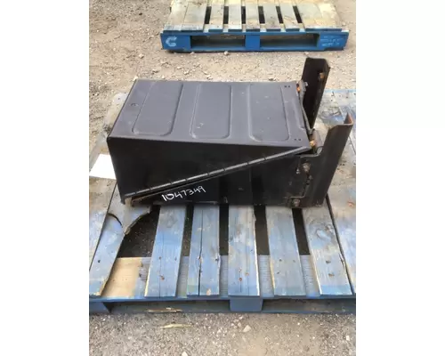 FREIGHTLINER M2-106 Battery Box