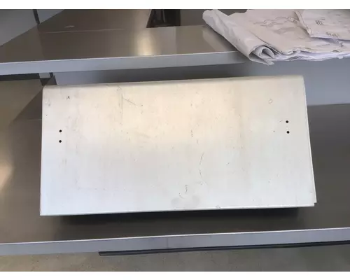 FREIGHTLINER M2-106 Battery Box