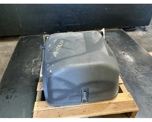 FREIGHTLINER M2 106 Battery Boxes
