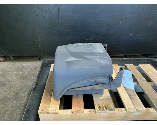 FREIGHTLINER M2 106 Battery Boxes