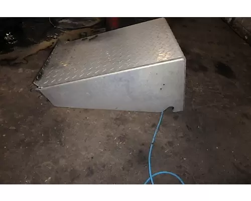 FREIGHTLINER M2 106 Battery Tray