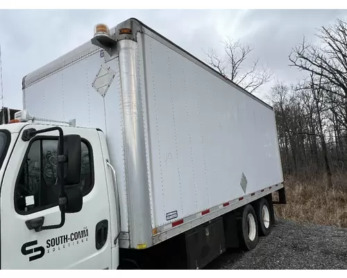 FREIGHTLINER M2 106 Body  Bed