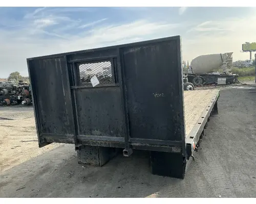 FREIGHTLINER M2 106 Body  Bed