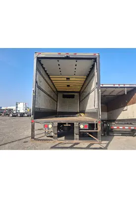 FREIGHTLINER M2 106 Body / Bed