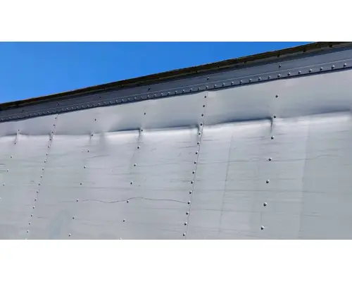 FREIGHTLINER M2 106 Body  Bed