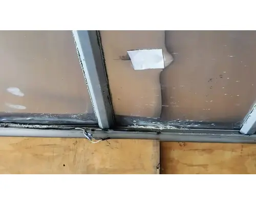 FREIGHTLINER M2 106 Body  Bed