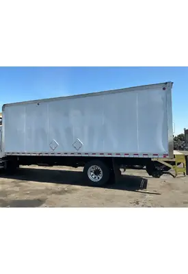 FREIGHTLINER M2 106 Body / Bed