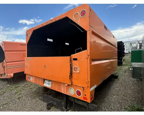 FREIGHTLINER M2 106 Box  Bed