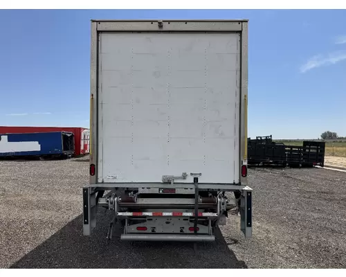 FREIGHTLINER M2 106 Box  Bed