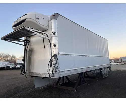 FREIGHTLINER M2 106 Box  Bed