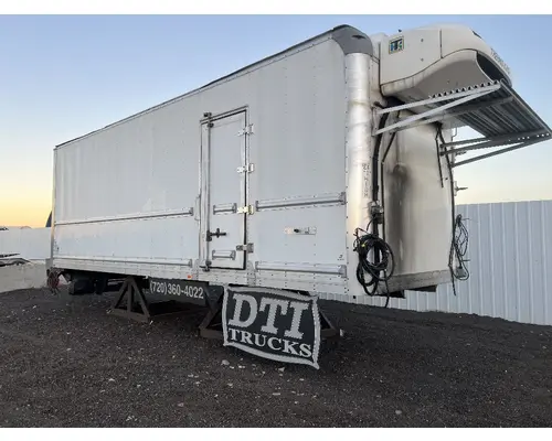 FREIGHTLINER M2 106 Box  Bed