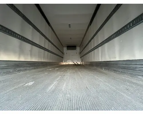 FREIGHTLINER M2 106 Box  Bed