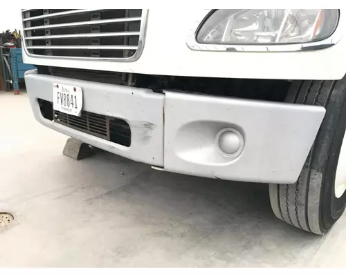 FREIGHTLINER M2-106 Bumper Assembly, Front
