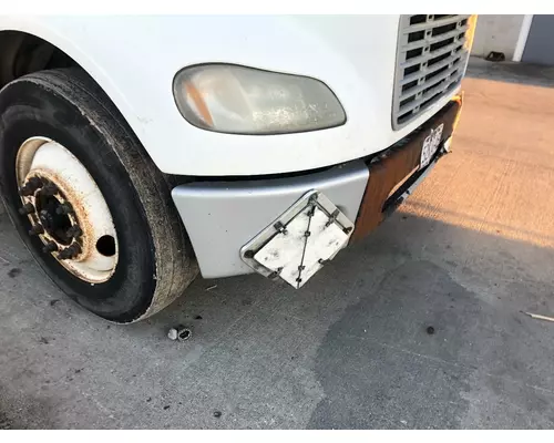 FREIGHTLINER M2-106 Bumper Assembly, Front