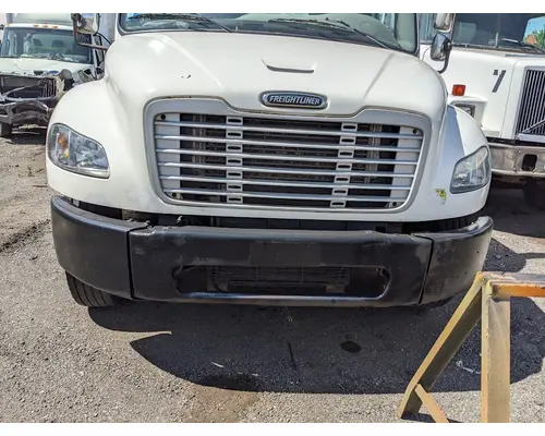FREIGHTLINER M2 106 Bumper Assembly, Front